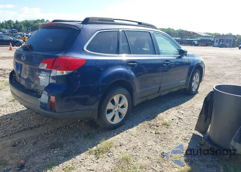 2011 Subaru Outback 2.5I Premium z USA, uszkodzony, nr VIN 4S4BRBCC6B3383200